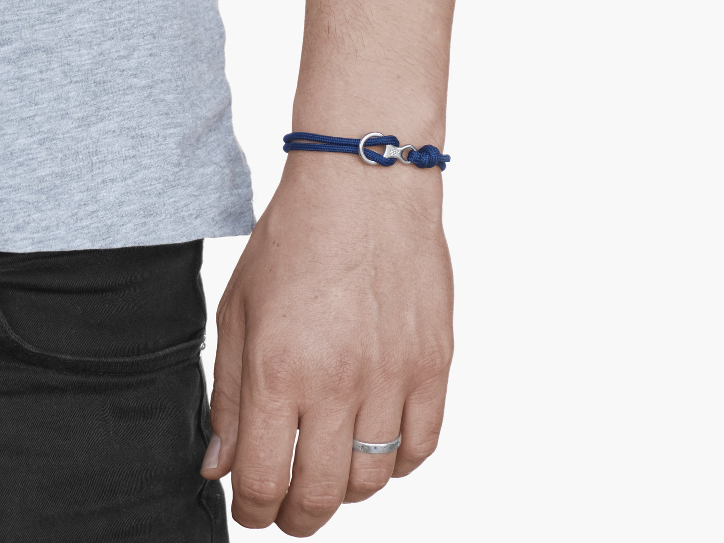 Navy & Silver Figure 8 Climbing Bracelet